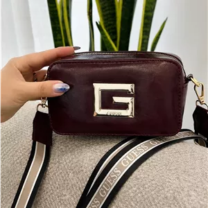 کیف کلاچ و دوشی زنانه گس (Guess) زرشکی + فیلم