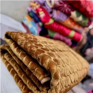 پتو یکنفره نگین تکرنگ شرکت نرمینه