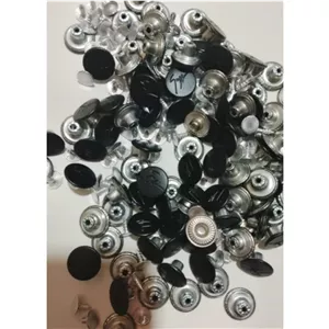 دکمه لی سایز15 مشکی ثابت بسته100 تایی