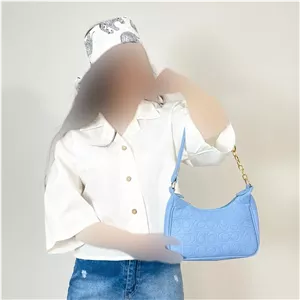 کیف دوشی زنانه طرح کوچ با بند زنجیری