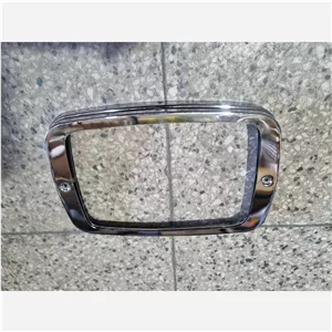 زه دور چراغ جلو خاور ومینیبوس