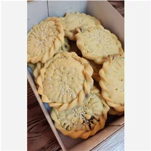 کلمپه کره ای با مغز خرما و گردو
