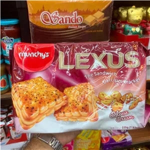 بیسکویت ساندویچی لکسوز Lexus با کرم پنیر Cheese Cream 225 گرم 