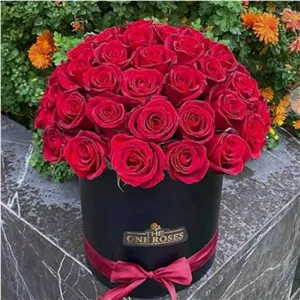 باکس گل قرمز