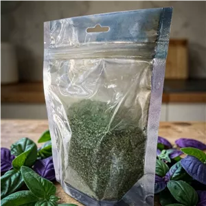 ریحان خشک شده درجه یک ارگانیک صد در صد خالص 30 گرمی و 50 گرمی 