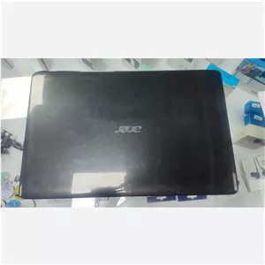 لپتاپ Acer Aspire E1-531 .