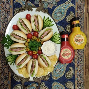 مینی ساندویچ کالباس مرغ خانگی 