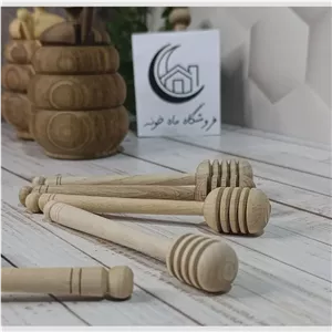 قاشق عسل چوبی خراطی شده
