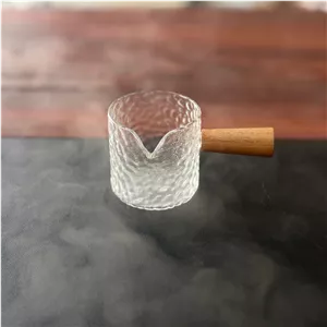 سس خوری پیرکس با دسته چوبی(قهوه جوش)