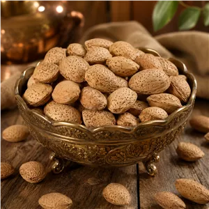 بادام مرغوب و شیرین درختی( سنگی) با پوست ، محصول امسال (یک کیلوگرم) 