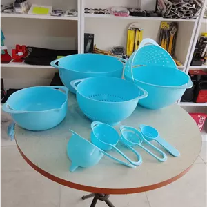 ست 8 پارچه آبکش و لگن و پیمانه
