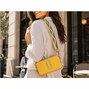 کیف رودوشی زنانه Marc Jacobs مدل 2026