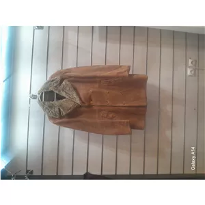 اورکت مردانه چرم جیر گوسفندی یقه گوسفندمیرینوس طبیعی برند leather SAJAD بادوام وگرمابسیار بالا