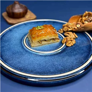 باقلوا اِو گردویی