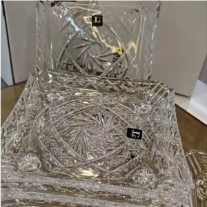 پیش دستی اورانوس 