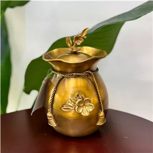 پارچ تزیینی برنجی (Brass Pitcher Ewer)