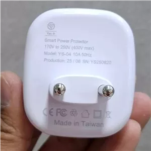 مبدل برق تایمر دار یس پلاس لایت دار مدل ys-04 تبدیل 3 به 2 تایمر داره یس پلاس چراغ دار +yes کیفیت عالی تایوانی yes plus 
