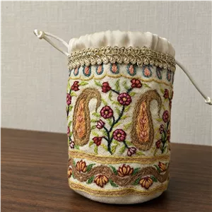 پته دوزی مفشو پتهدوزی کیسه دستدوز پشمی 