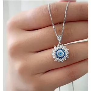 پلاک دخترانه مدل چشم نظر با طرح گلبرگZRB2.5