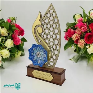 تندیس بادبانی همیار مدیر