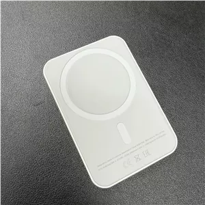 پاوربانک اپل مدل MagSafe A2384 ظرفیت 10000 میلی آمپر ساعت