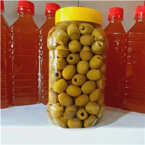 زیتون بدون هسته سوپر ویره داخل بطری 1000گرمی