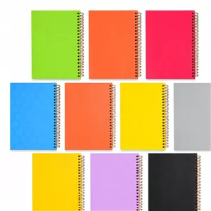 دفترچه یادداشت سیمی خطدار جیبی با جلد طلقی (PVC) در 10 رنگ شاد، مقاوم در برابر رطوبت و مناسب استفاده روزمره