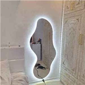 آینه دفرمه - طرح ناهوار و کلاسیک 