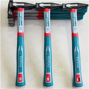 چکش حرفه ای توتال 200 گرم مدل THMH62200