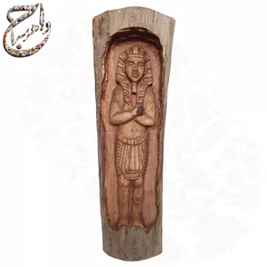 منبت کاری نقش تابوت فراعنه مصر روی کنده چوب درخت گردو