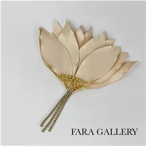 گل سینه نیلوفر ساتنی کد BF06