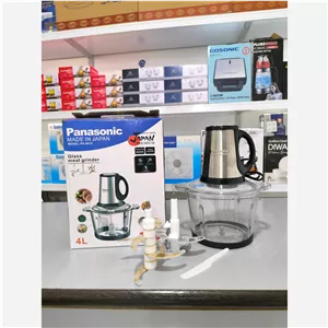 خوردکن (غذاساز) پاناسونیک 4 لیتری کاسه پیرکس 6تیغه و با تیغه 4 تایی زاپاس made in japan حک شده(لغزش پس کرایه)