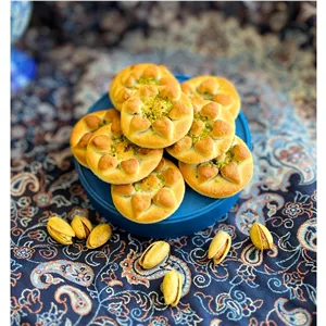 نان خرمایی پسته ای امیر 