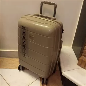 چمدان پلی پروپیلن سایز کابین با رنگ بندی