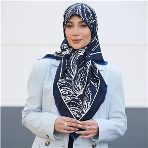 روسری ابریشم ریشه سوزنی مستر کوالیتی+ قواره 110 - RG1027