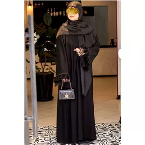 عبا آستین کلوش با دانتل و نوار جواهر دوزی 