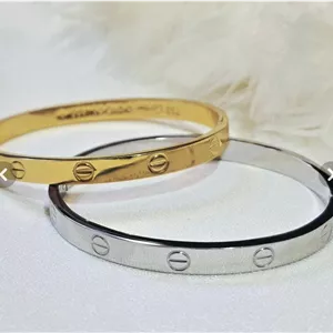 دستبند زنانه مدل کارتیه طرح لاو