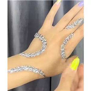 تمیمه زنانه سنگی 1