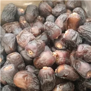 خرما مضافتی درجه یک خشکشده (فله 4.3 کیلویی) بدون ضایعات