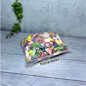 سنگ رنگی تزئینی