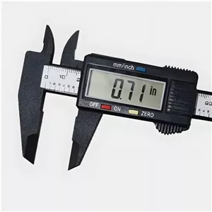 کولیس دیجیتال پلاستیکی 0-150mm مدل Carbon Fiber با نمایشگر LCD و دقت 0.1 میلیمتر