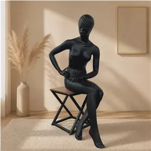 مانکن زنانه نشسته P0021