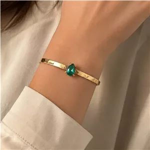 النگو دستساز برنج با نگین سبز