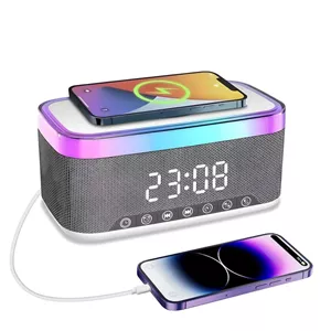 ساعت رومیزی دیجیتال چندکاره با شارژر وایرلس 15 وات، اسپیکر بلوتوث، رادیو FM و نور LED