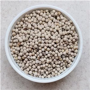 دانه فلفل سفید تازه و بسیاز معطر صد گرمی لوتوس 