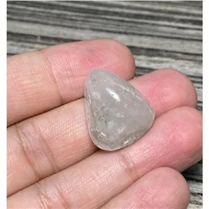 سنگ تامبل شده کریستال کوارتز شفاف کد 8243