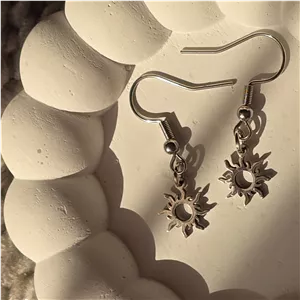 گوشواره با طرح خورشید