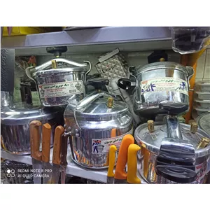 دیگ زودپز 4نفره موسوی اصل قابلمه ای دودسته استاندارد حتماً قبل از خرید موجودی بگیرید حتما پسکرایه 