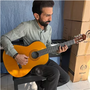 گیتار یاماها c40 Yamaha همراه با کاور و ارسال رایگان 