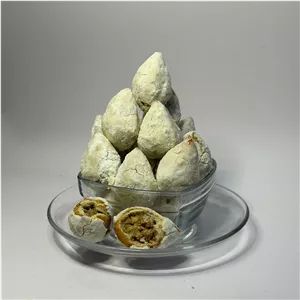 قطاب گردویی اصل یزدی دست پز تازه با طعم هل و گلاب